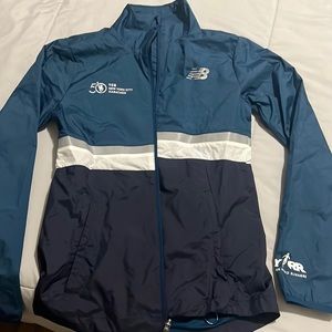 New balance windbreaker